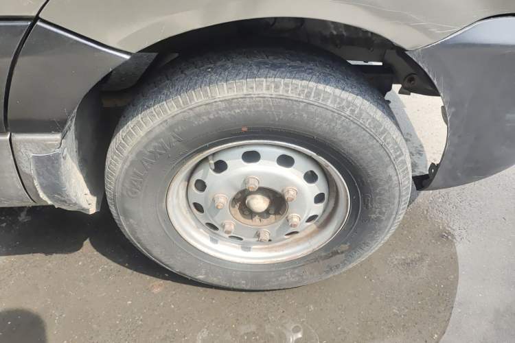 Used JAC Group Sunray 2018 1.9T Fuel-Efficient King D19TCIE11 Right Front Wheel Hub