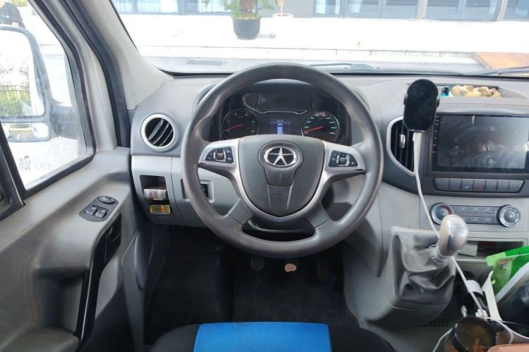Used JAC Group Sunray 2018 2.7T 5-Series National Emission Standard V Star Express Mid-Top Steering Wheel