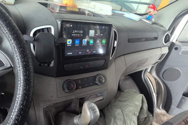 Used JAC Group Sunray 2018 2.7T 5-Series National Emission Standard V Star Express High-Roof Audio And AC Panel