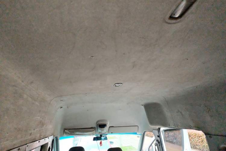 Used JAC Group Sunray 2018 2.7T 5-Series National Emission Standard V Star Express High-Roof Headliner