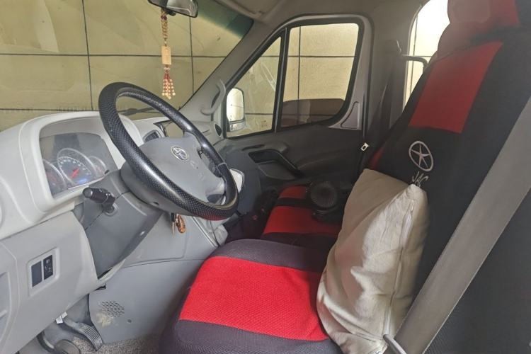 Used JAC Group Sunray 2018 1.9T Fuel-Efficient King D19TCIE11 Left Front Seat