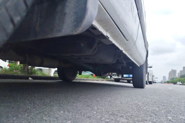 Used JAC Group Sunray 2018 1.9T Fuel-Efficient King D19TCIE11 Chassis Front Left
