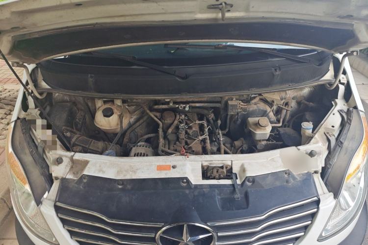 Used JAC Group Sunray 2018 2.7T 5-Series National Emission Standard V Star Express High-Roof Engine Bay