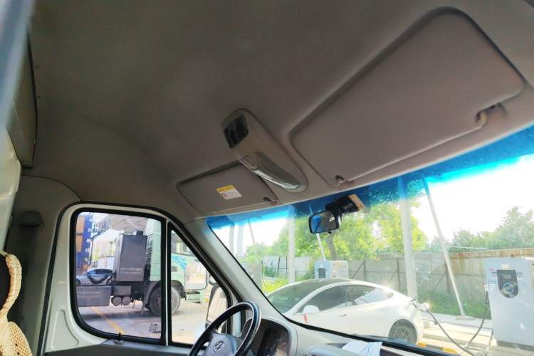 Used JAC Group Sunray 2018 1.9T Fuel-Efficient King Van Transporter 3-Seater D19TCIE11 Headliner