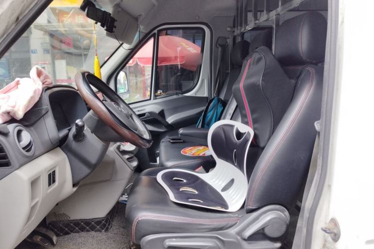 Used JAC Group Sunray 2018 2.7T 5-Series National Emission Standard V Star Express High-Roof Left Front Seat
