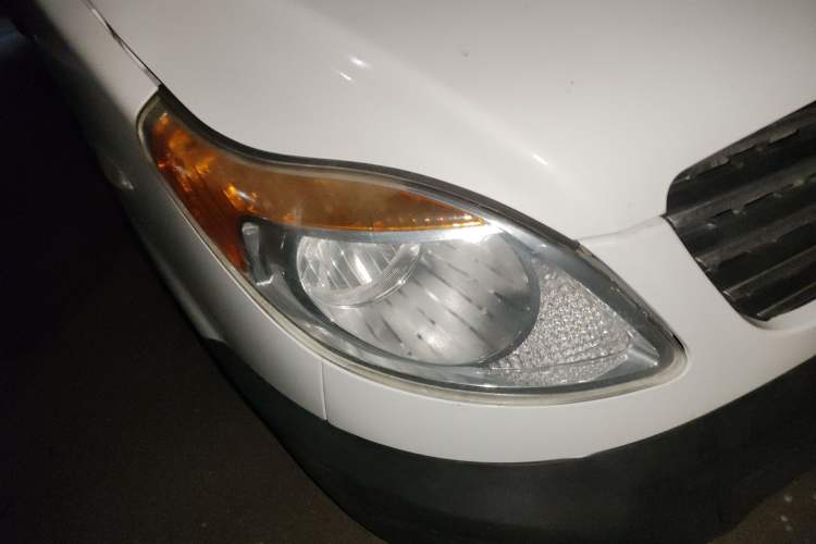 Used JAC Group Sunray 2018 2.7T 5-Series National Emission Standard V Star Express Mid-Top Right Front Headlight