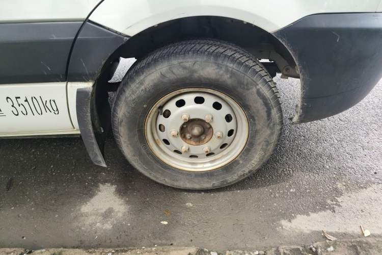 Used JAC Group Sunray 2018 1.9T Fuel-Efficient King D19TCIE11 Right Front Wheel Hub