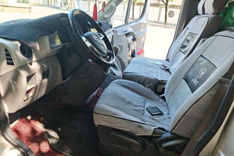 Used JAC Group Sunray 2019 1.9T Fuel-Efficient Platinum Edition 5-9 Seater Star Express Left Front Seat