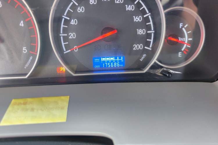 Used JAC Group Sunray 2019 1.9T Fuel-Efficient Platinum Edition 5-9 Seater Star Express Odometer Close Up