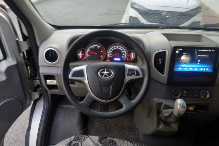 Used JAC Group Sunray 2019 1.9T Fuel-Efficient Platinum Edition 5-9 Seater Star Express Steering Wheel