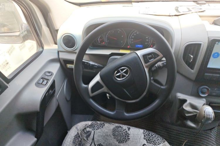 Used JAC Group Sunray 2019 1.9T Fuel-Efficient Platinum Edition 5-9 Seater Star Express Steering Wheel