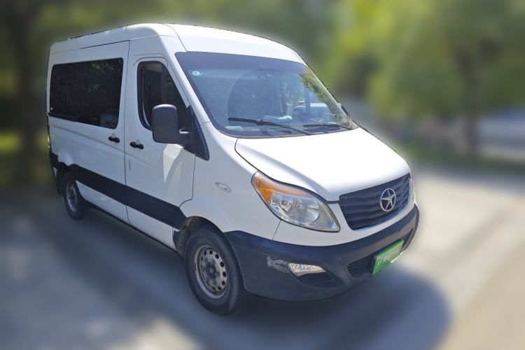 Used JAC Group Sunray 2019 1.9T Fuel-Efficient Platinum Edition 5-9 Seater Star Express Front Right 45 Deg