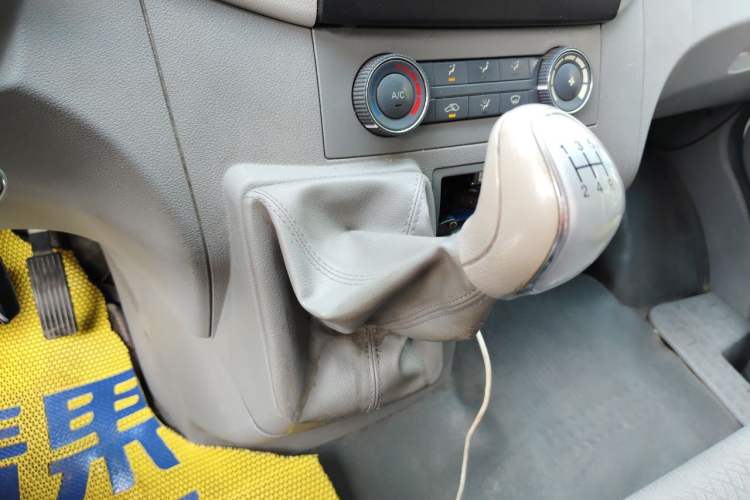 Used JAC Group Sunray  Gear Lever