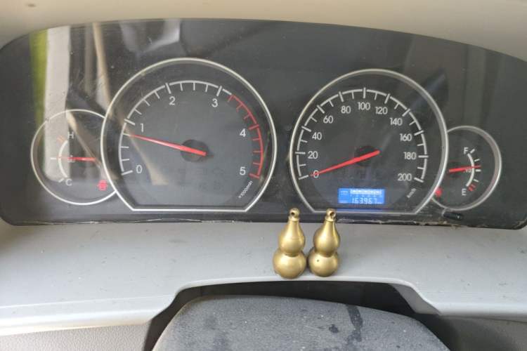 Used JAC Group Sunray 2019 1.9T Fuel-Efficient Platinum Edition 5-9 Seater Star Express Instrument Cluster