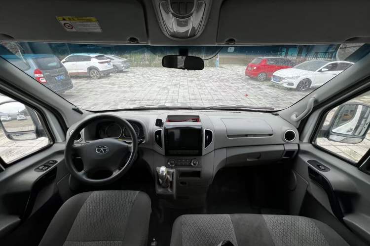 Used JAC Group Sunray 2019 1.9T Fuel-Efficient Platinum Edition 5-9 Seater Star Express Interior 1