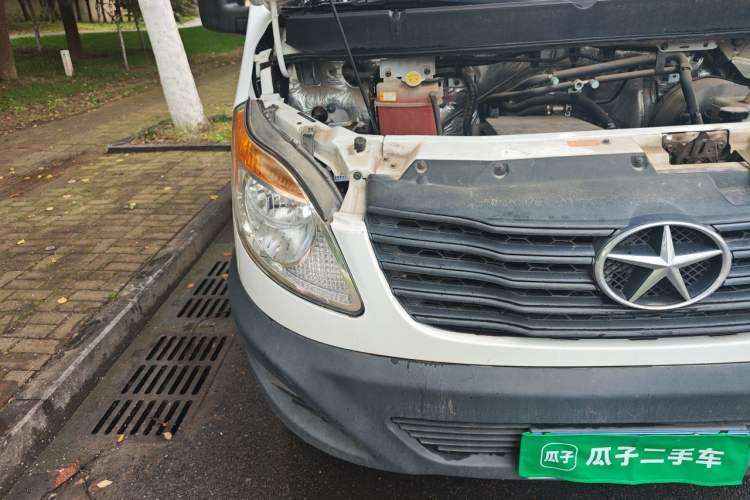 Used JAC Group Sunray 2019 1.9T Fuel-Efficient Platinum Edition 5-9 Seater Star Express Right Front Headlight