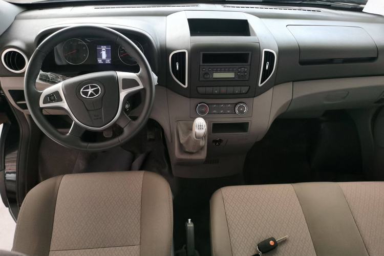 Used JAC Group Sunray 2021 2.0T Fuel-Efficient King Express Version Non-Commercial Long Wheelbase D20TCIF1 Center Console