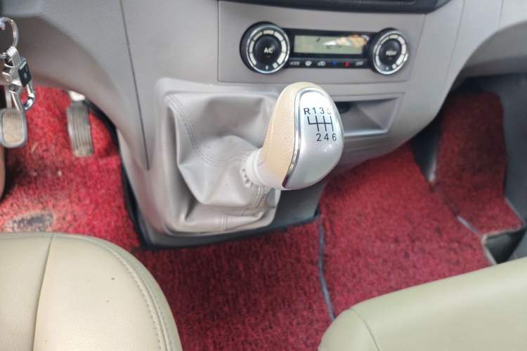 Used JAC Group Sunray 2021 2.0T 4-Series Star Express 8/9-Seater D20TCIF1 Gear Lever