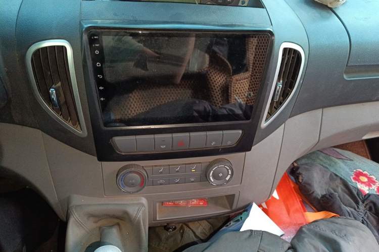 Used JAC Group Sunray 2021 2.0T 4-Series Star Express 6/7-Seater D20TCIF1 Audio And AC Panel