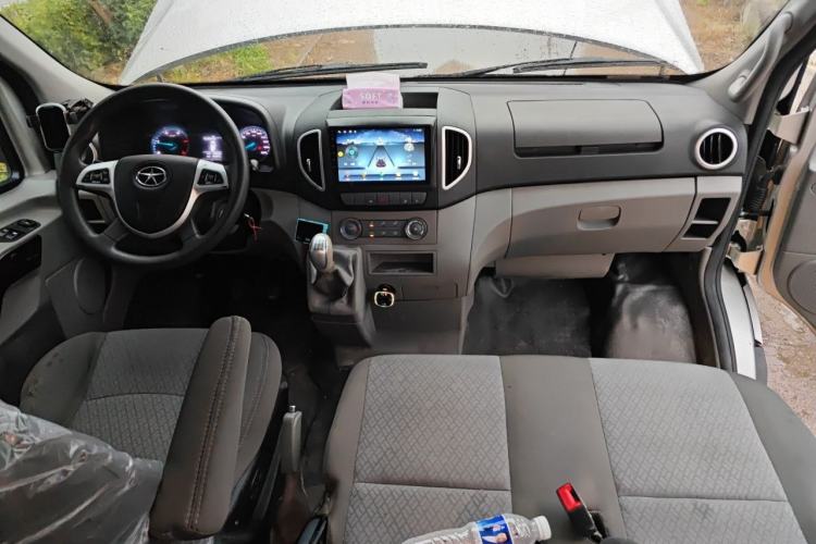 Used JAC Group Sunray 2021 2.0T Fuel-Efficient King Express Version Non-Commercial Long Wheelbase D20TCIF1 Center Console