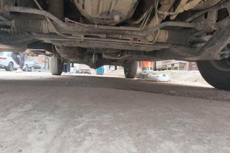 Used JAC Group Sunray 2021 2.0T 4-Series Star Express 8/9-Seater D20TCIF1 Chassis Front