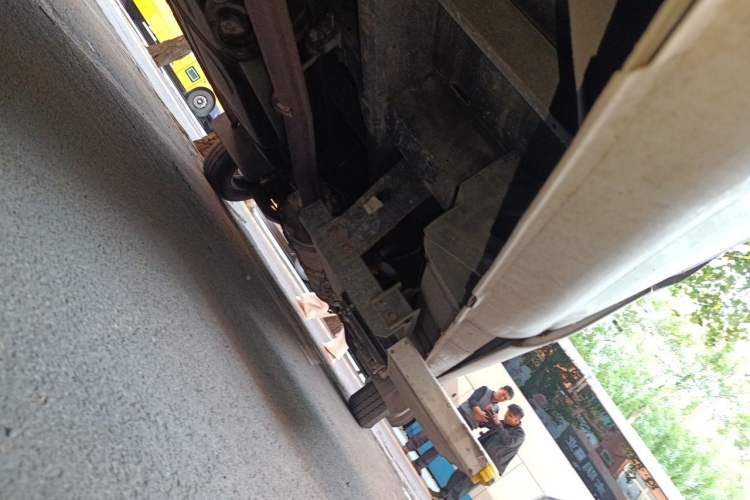 Used JAC Group Sunray 2021 2.0T 4-Series Star Express 6/7-Seater D20TCIF1 Chassis Rear Right
