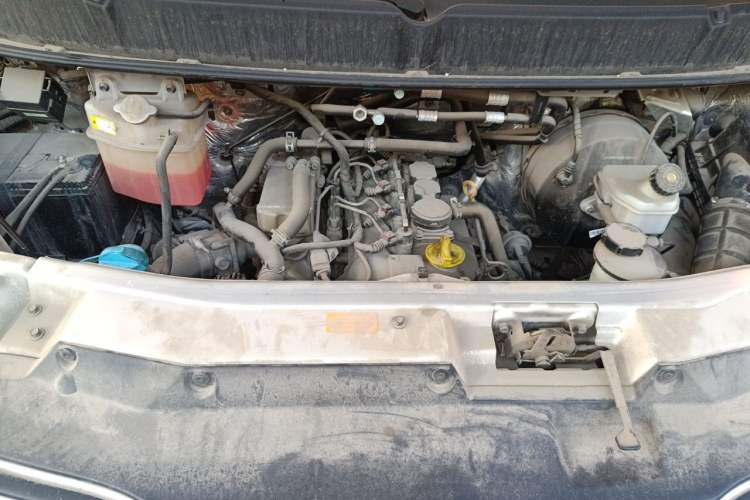 Used JAC Group Sunray 2021 2.0T 4-Series Star Express 6/7-Seater D20TCIF1 Engine Bay