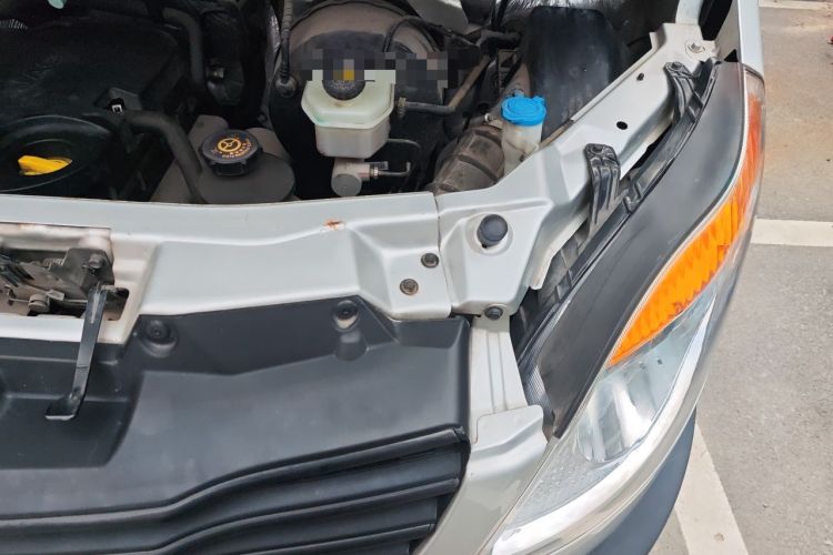 Used JAC Group Sunray  Engine Bay Left