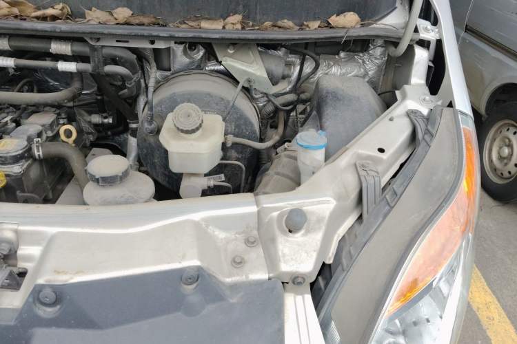 Used JAC Group Sunray 2021 2.0T 5-Series Star Express 6/7-Seater High-Roof D20TCIF1 Engine Bay Left