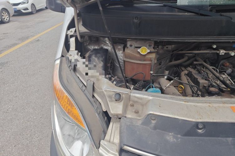 Used JAC Group Sunray 2021 2.2T Jieyun Wang Express Version Engine Bay Right