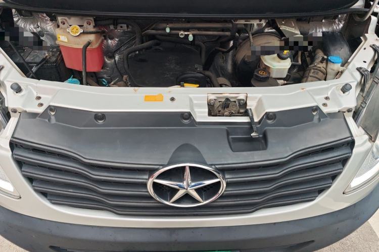 Used JAC Group Sunray  Engine Bay