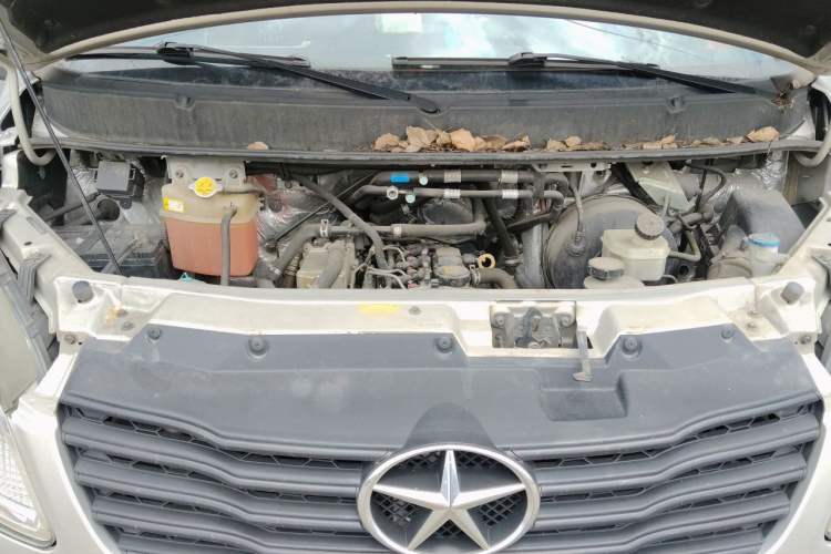 Used JAC Group Sunray 2021 2.0T 5-Series Star Express 6/7-Seater High-Roof D20TCIF1 Engine Bay