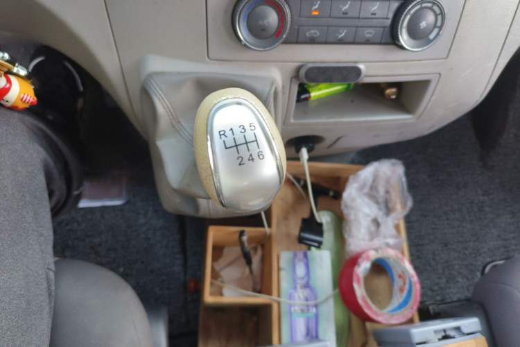 Used JAC Group Sunray 2021 2.0T 5-Series Star Express 8/9-Seater High-Roof D20TCIF1 Gear Lever