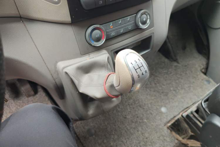 Used JAC Group Sunray  Gear Lever