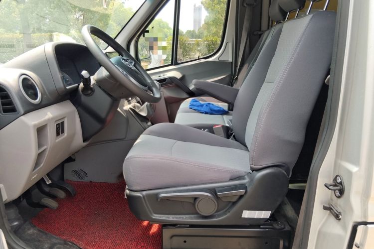 Used JAC Group Sunray 2021 2.0T 5-Series Star Express 6/7-Seater High-Roof D20TCIF1 Left Front Seat