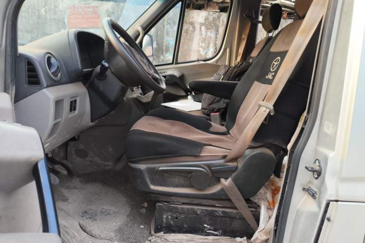 Used JAC Group Sunray 2021 2.0T 4-Series Star Express 6/7-Seater D20TCIF1 Left Front Seat