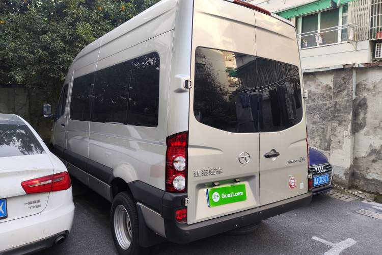 Used JAC Group Sunray 2021 2.0T 5-Series Star Business Van 5- to 12-Seater High-Roof Version D20TCIF1 Rear Left 45 Deg