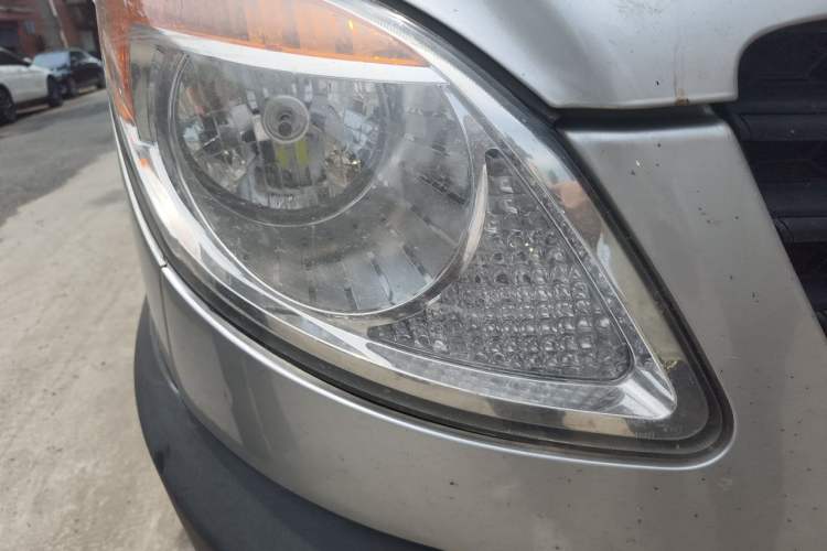 Used JAC Group Sunray 2021 2.0T 4-Series Star Express 8/9-Seater D20TCIF1 Right Front Headlight