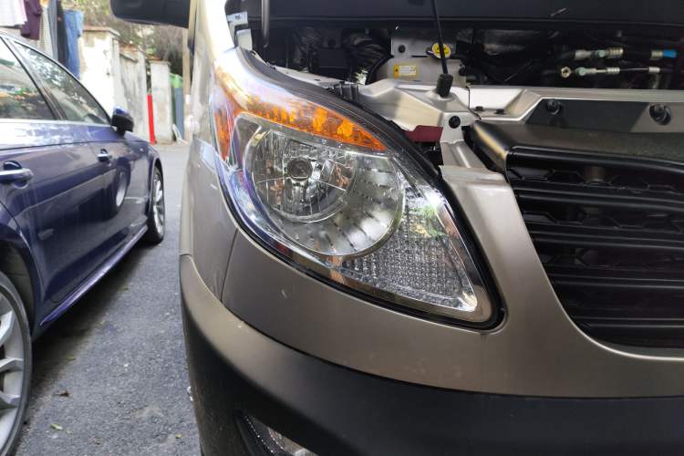 Used JAC Group Sunray 2021 2.0T 5-Series Star Business Van 5- to 12-Seater High-Roof Version D20TCIF1 Right Front Headlight