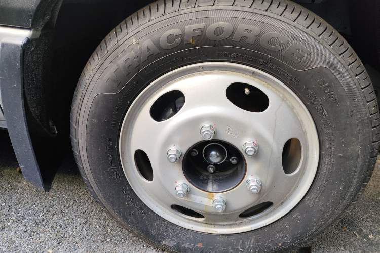 Used JAC Group Sunray 2021 2.0T 5-Series Star Business Van 5- to 12-Seater High-Roof Version D20TCIF1 Right Front Wheel Hub