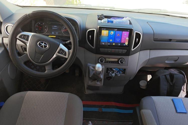 Used JAC Group Sunray 2021 2.0T 4-Series Star Express 8/9-Seater D20TCIF1 Center Console