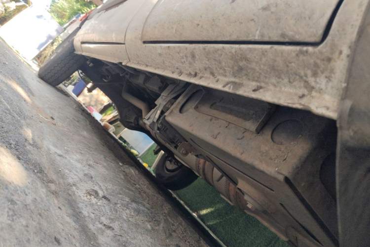 Used JAC Group Sunray 2021 2.2T Jieyun Wang Express Version Chassis Front Right