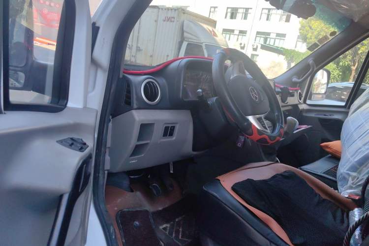 Used JAC Group Sunray 2021 2.0T 4-Series Star Express 6/7-Seater D20TCIF1 Driver Seat
