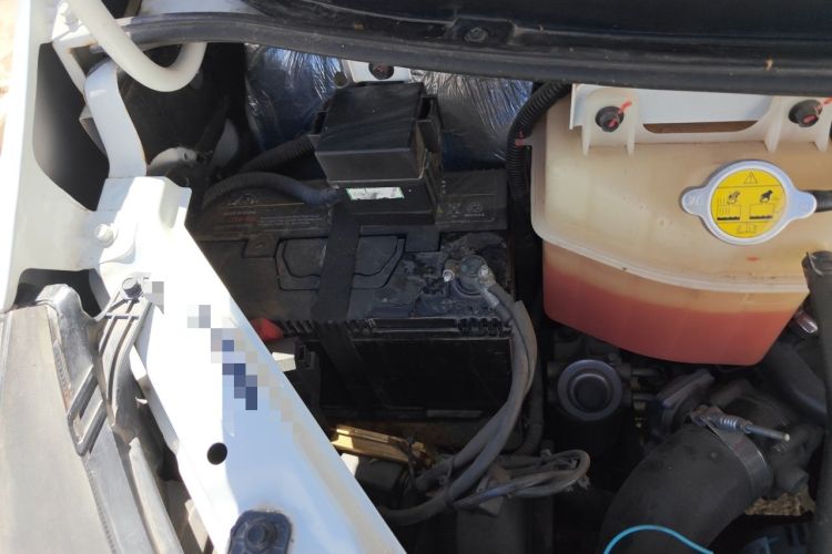 Used JAC Group Sunray 2021 2.0T 4-Series Star Express 8/9-Seater D20TCIF1 Engine Bay Right