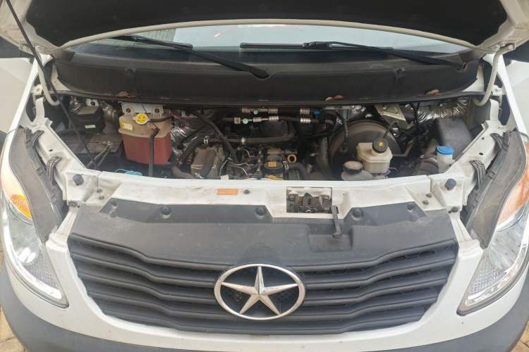 Used JAC Group Sunray 2021 2.0T 5-Series Star Logistics D20TCIF1 Engine Bay