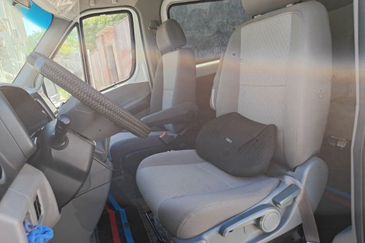Used JAC Group Sunray 2021 2.0T 4-Series Star Express 8/9-Seater D20TCIF1 Left Front Seat