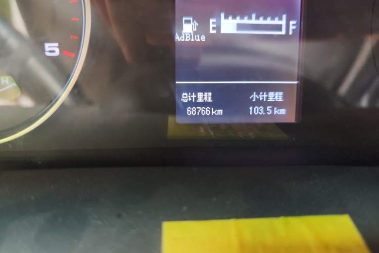 Used JAC Group Sunray 2021 2.0T 4-Series Star Express 6/7-Seater D20TCIF1 Odometer Close Up