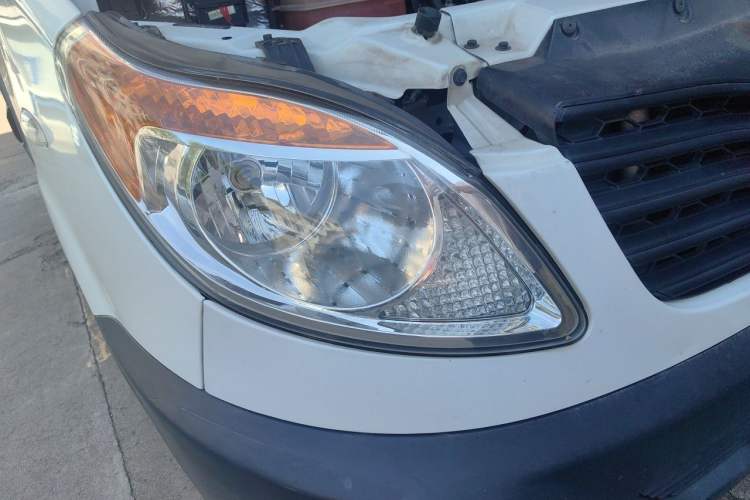 Used JAC Group Sunray 2021 2.0T 4-Series Star Express 6/7-Seater D20TCIF1 Right Front Headlight