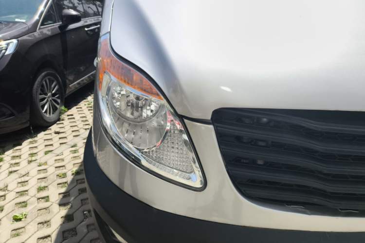 Used JAC Group Sunray 2021 2.0T 4-Series Star Express 6/7-Seater D20TCIF1 Right Front Headlight