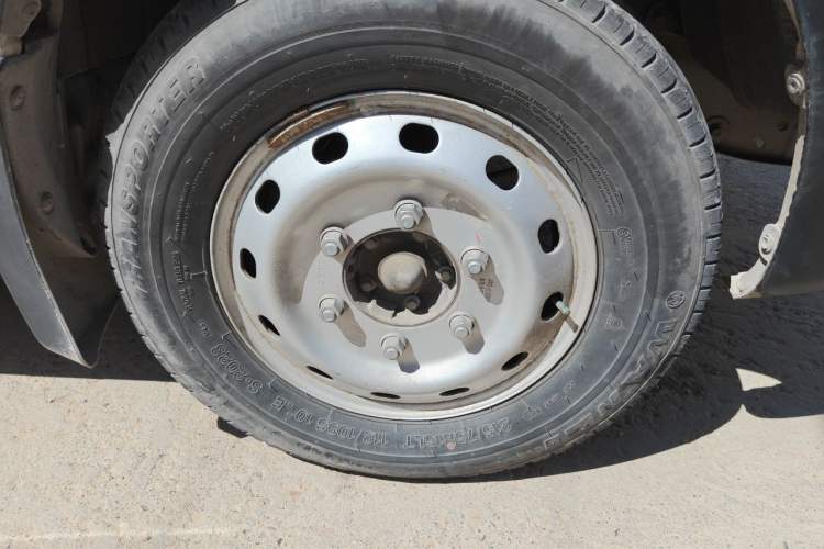 Used JAC Group Sunray 2021 2.0T 4-Series Star Express 8/9-Seater D20TCIF1 Right Front Wheel Hub